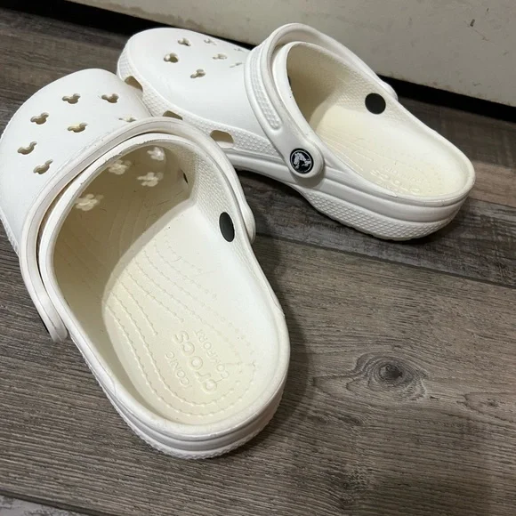 Disney Mickey Mouse CROCS Classic White Clogs - Picture 4 of 11